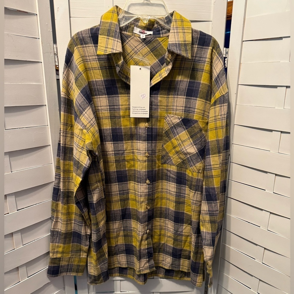 NWT GeeGee Plaid Button Shirt